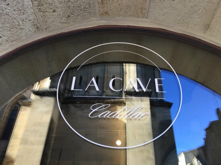 Logo · restaurant · Cadillac – Création logo · cave à vins café restaurant · Cadillac
