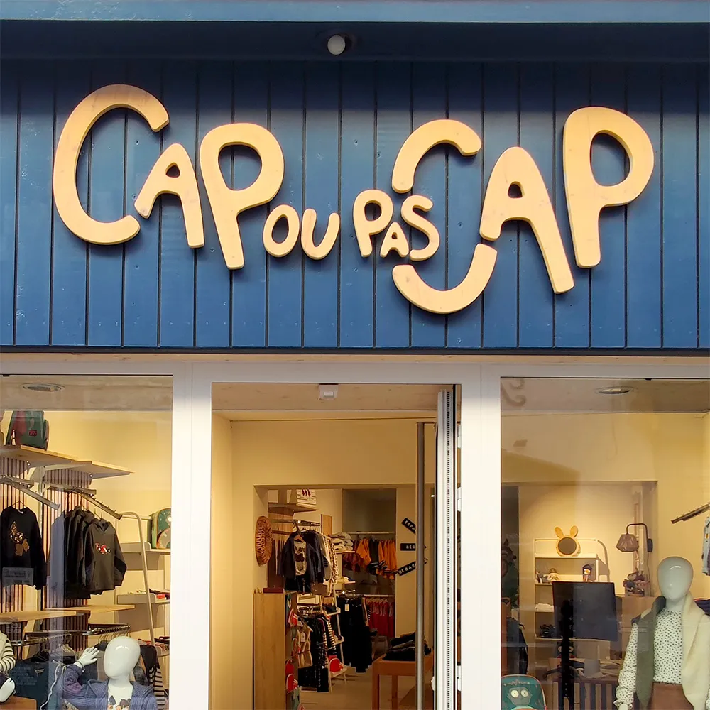 Enseigne bois · Cap ou pas Cap · Langon