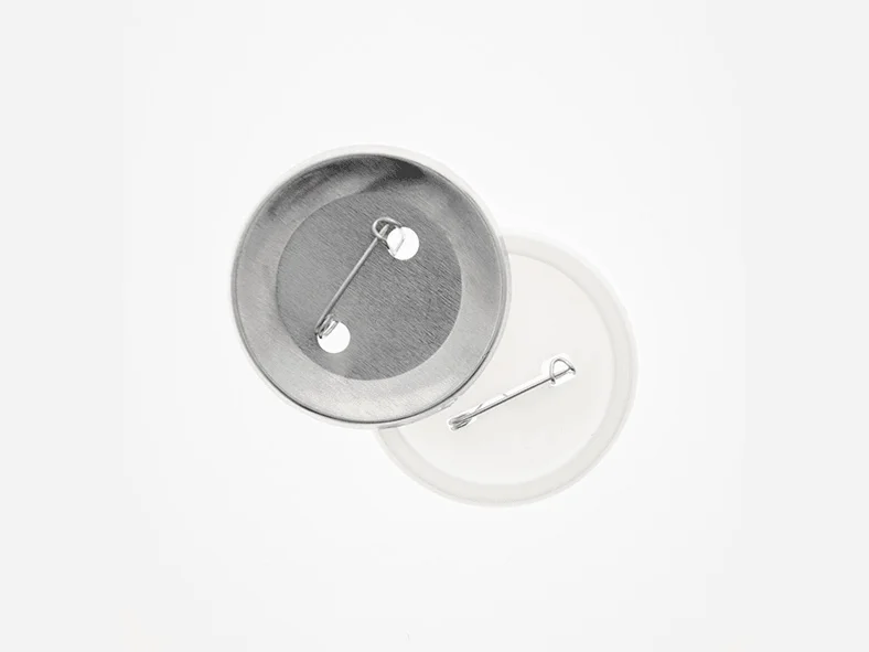 Badge rond à épingle