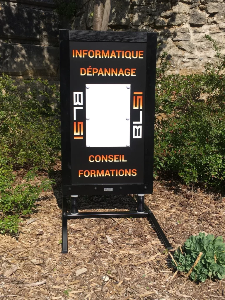Enseigne et stop-trottoir · BLSI · Paillet