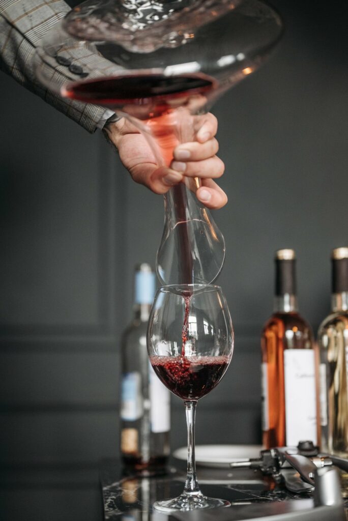 Service du vin à la carafe
