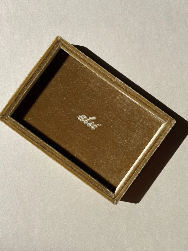 Objet en bois avec logo imprimé en UV
